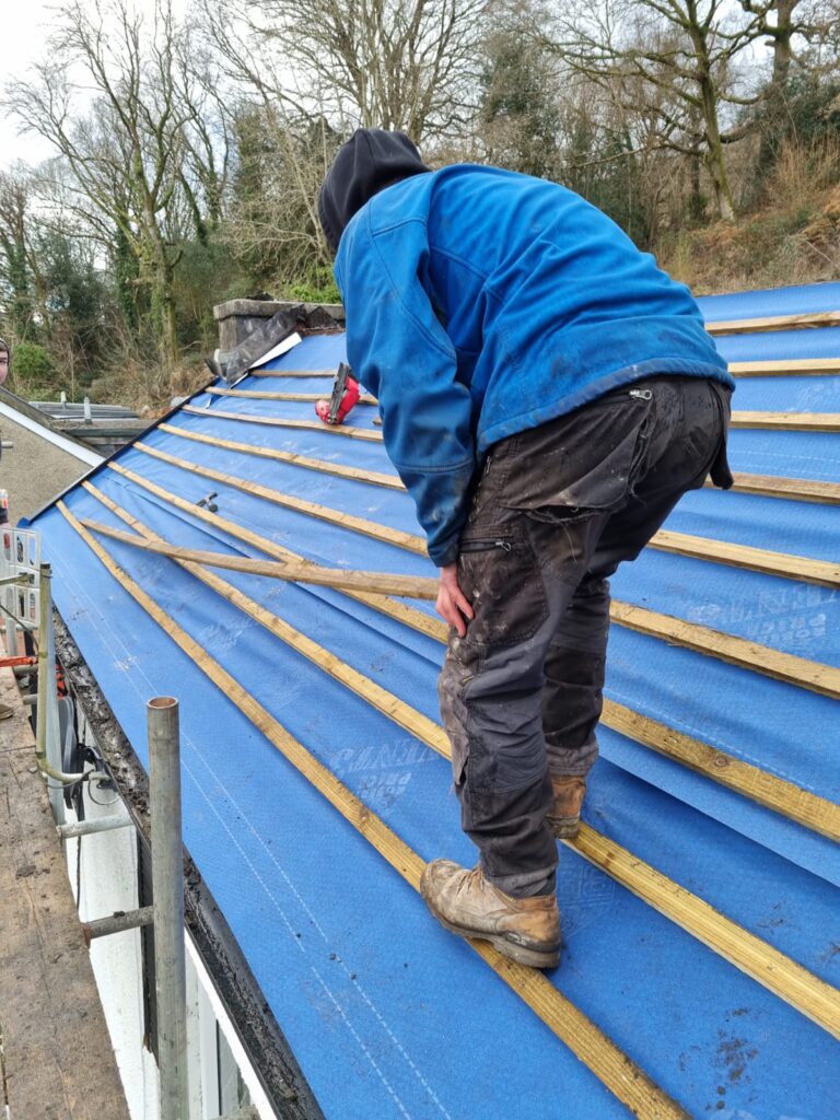 roofer Tonypandy