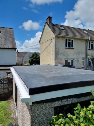 flat roof repairs pontypool