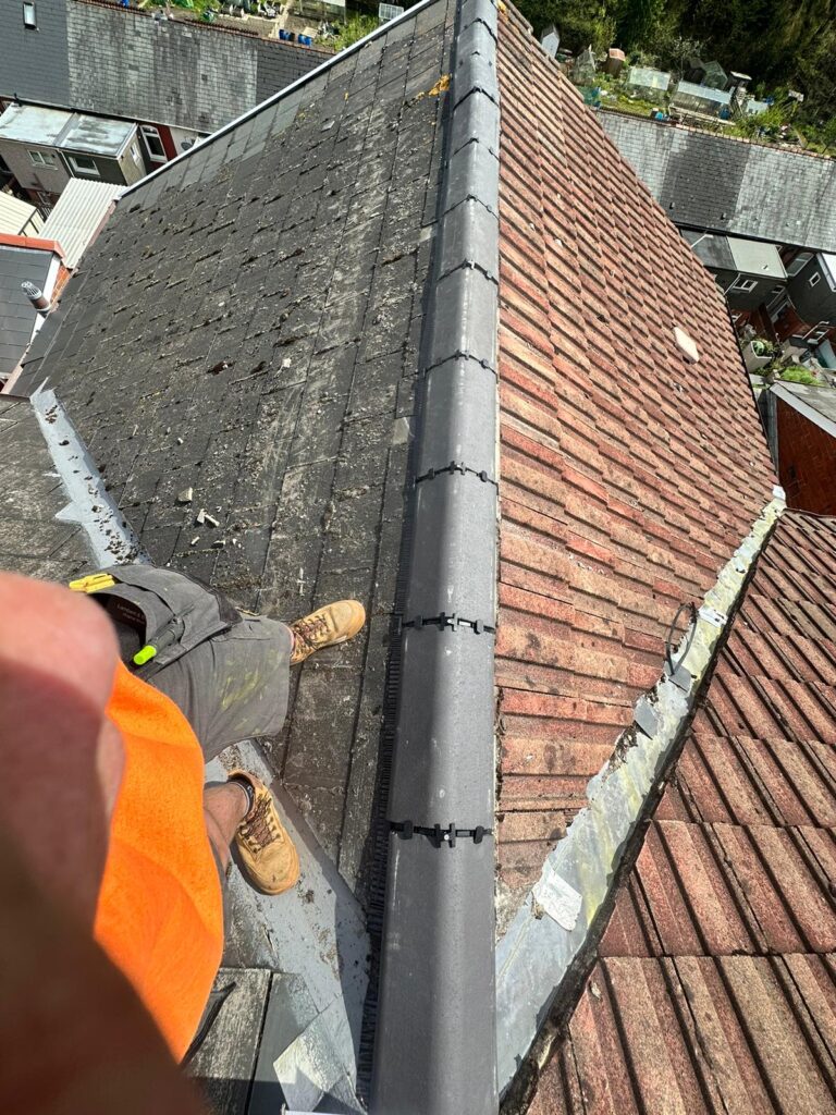 roof repairs cwmbran